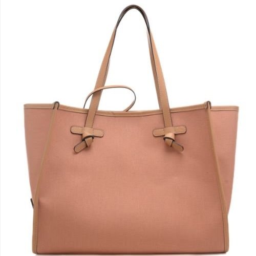 https://kimaccessori.it/borsa-a-spalla-marcella-con-doppio-manico-rosa-cipria-gianni-chiarini-bs-6850-comm-cnv-se-blush-panna