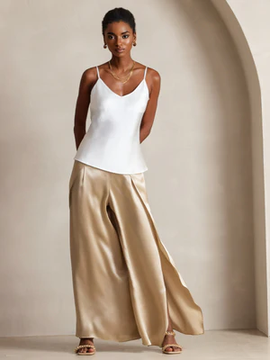 Image of V -Scollo Pura Seta Spalline Sottili Canotta Top