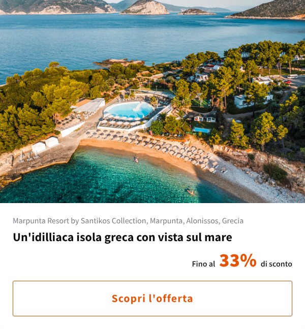 Un'idilliaca isola greca con vista sul mare