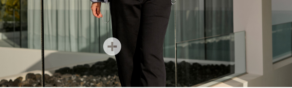 Jeans affusolati con taglio ampio e cinque tasche