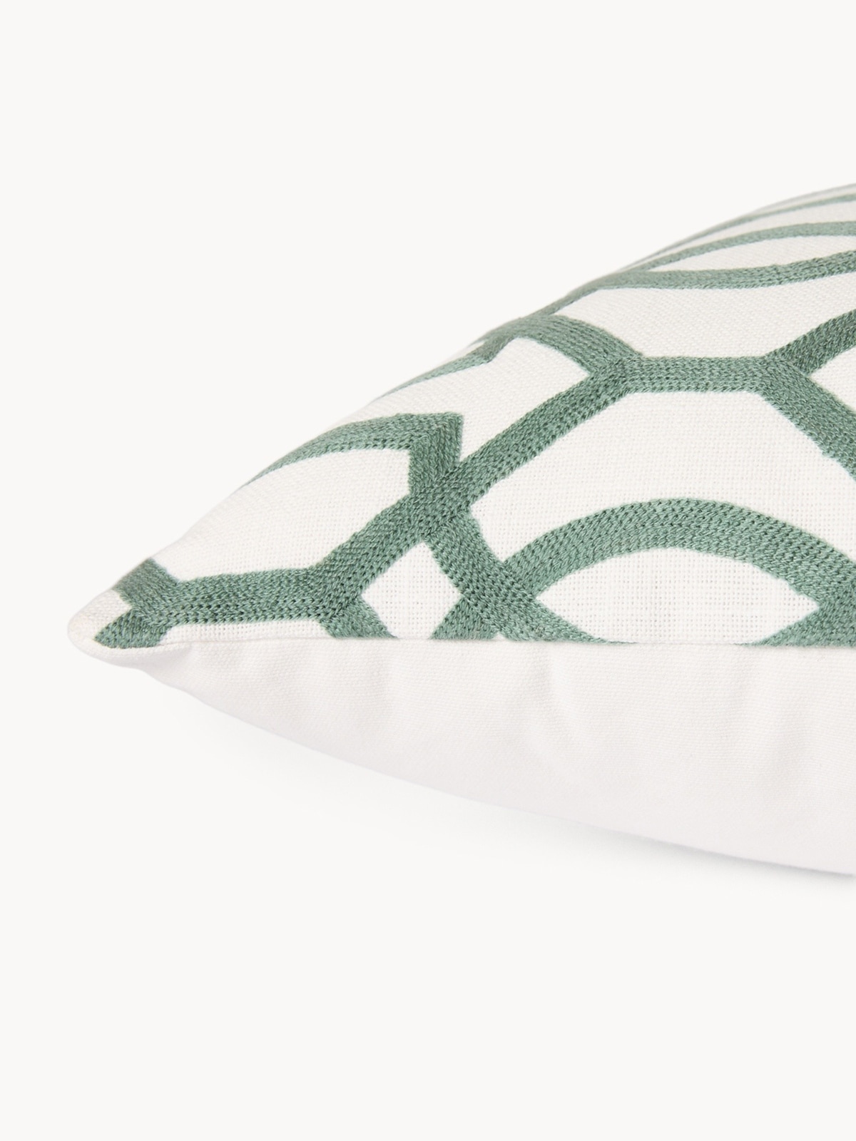 Cuscino con ricamo geometrico 45x45cm