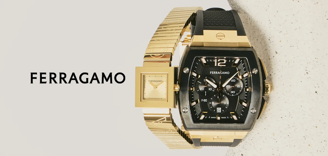 Set di orologi duali oro e nero con quadrante quadrato e cinturino in gomma, bracciale testurizzato dorato e quadrante nero dettagliato.