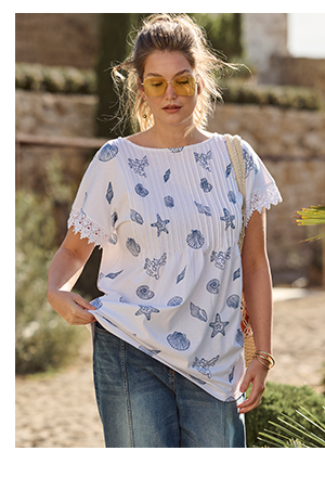 T-shirt di cotone biologico con nervature, scollo a barca, mezze maniche