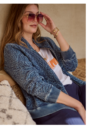 Giubbotto trapuntato, colorazione indigo, colletto alto, maniche lunghe