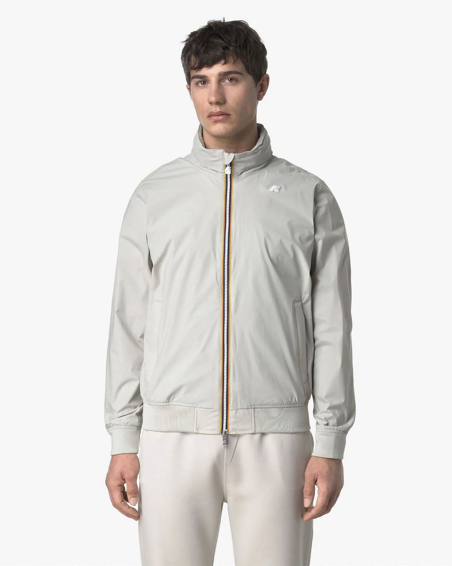 Scopri Giacche e Giubbini K-Way Uomo