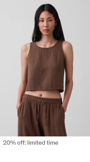 Display images to show real-time content