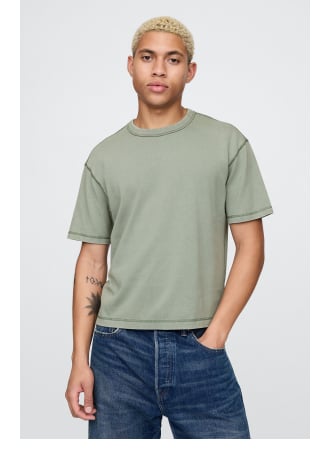 Display images to show real-time content