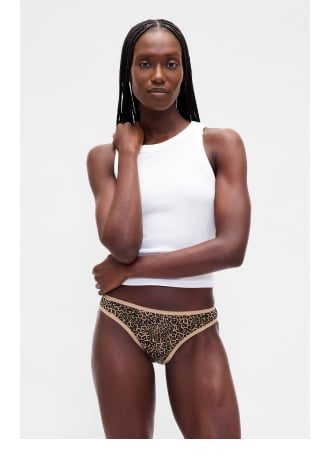 Display images to show real-time content