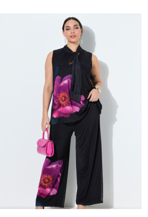 Top blusa con fiori, a doppio strato, colletto alto e senza maniche