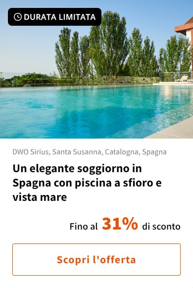 Un elegante soggiorno in Spagna con piscina a sfioro e vista mare