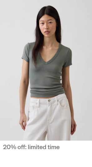 Display images to show real-time content