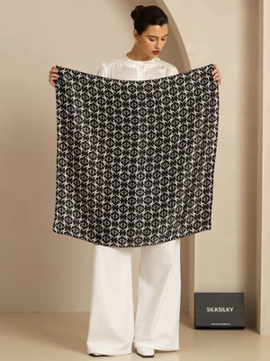 Image of Pura Seta S Sciarpa Quadrata - Taglia 90x90cm