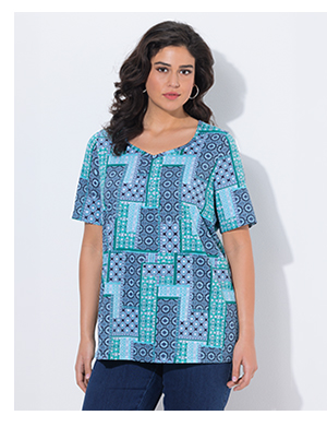 T-shirt dal taglio svasato con pieghe decorative, scollo a cuore e mezze maniche