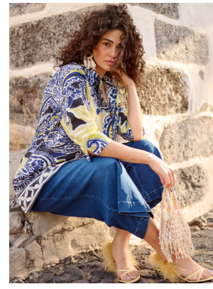 Blusa lunga in lyocell, in design Paisley, con collo da camicia e maniche a 3/4
