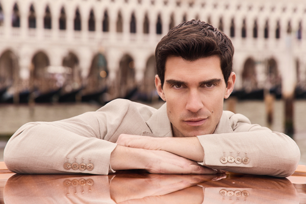 Scopri Abbigliamento Rodolfo Pellizzari