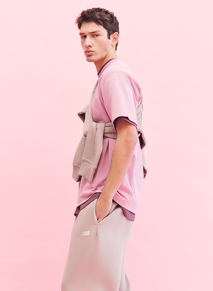 New Balance Tee-shirts manches courtes Sport Essentials Cotton T-Shirt homme rose