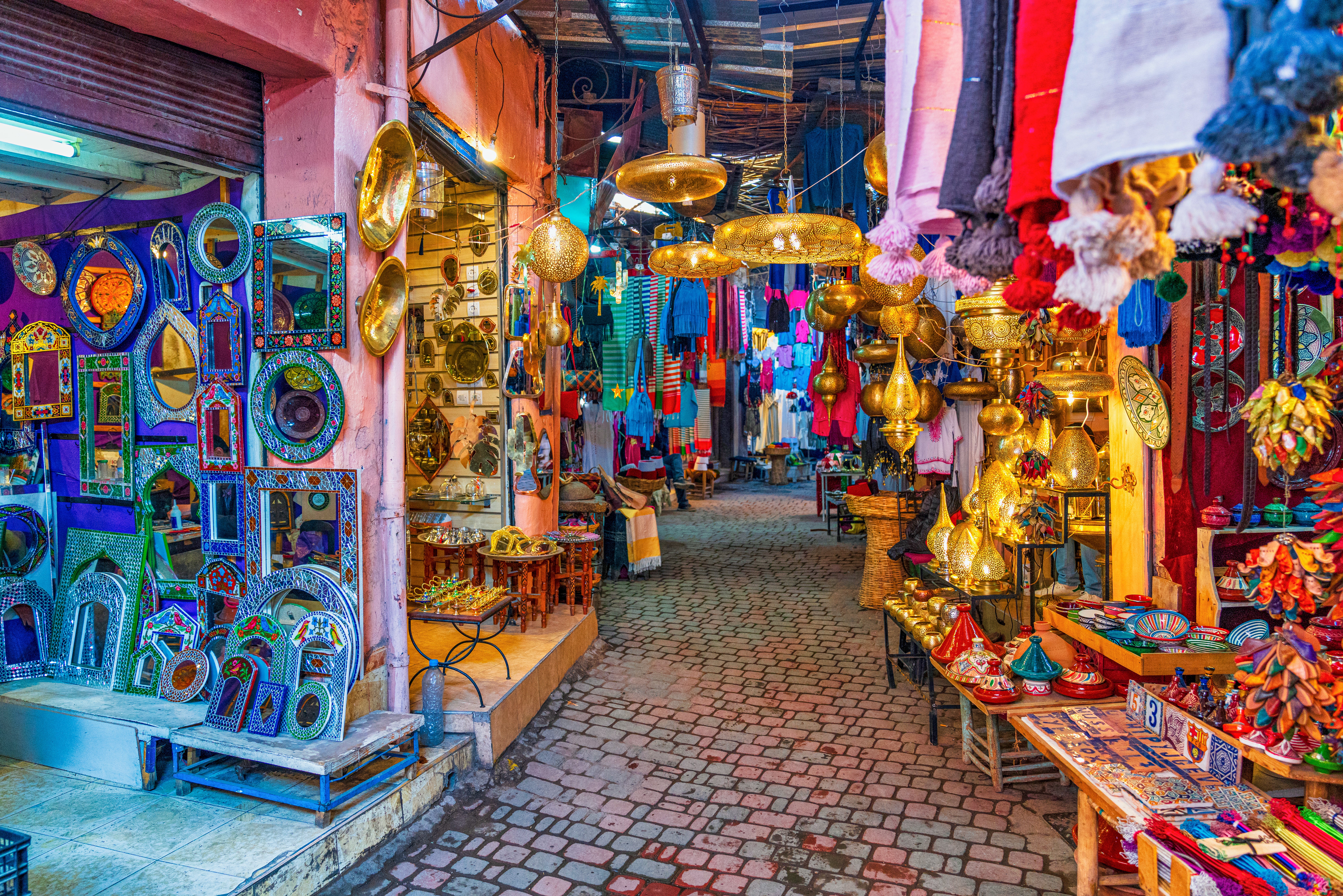 Come contrattare nei souk del Marocco: 10 consigli di una guida turistica