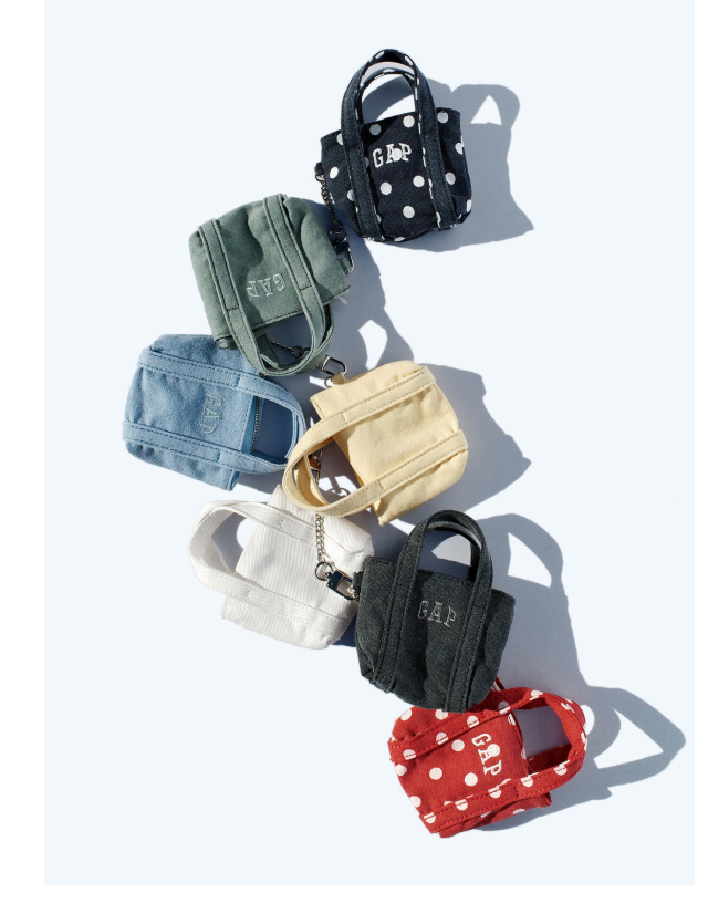 Display images to show real-time content