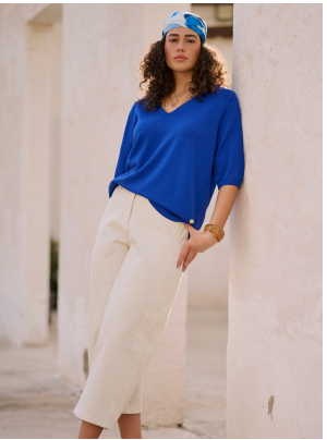 Maglione con orlo elastico, scollo a V e mezze maniche