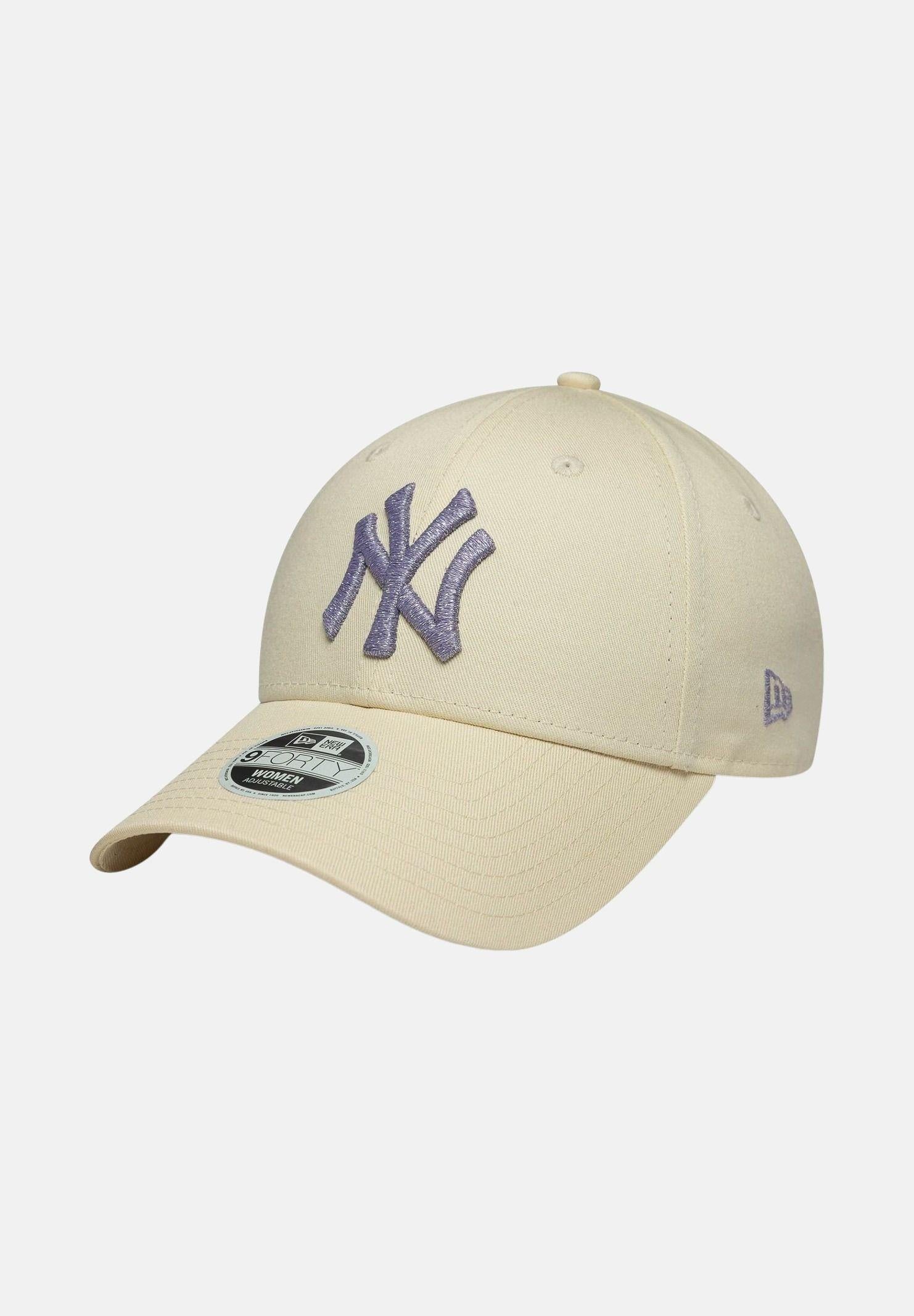 Image of NEW ERA Cappello con visiera 9FORTY New York Yankees MLB crema da donna