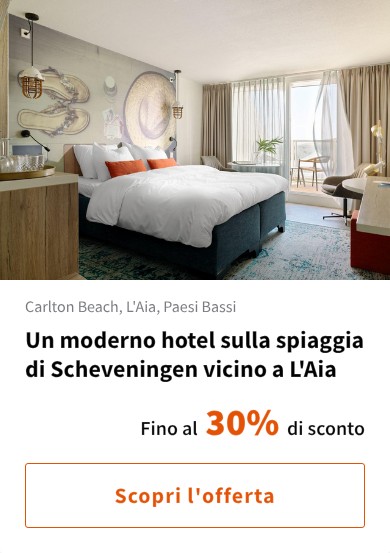 Un moderno hotel sulla spiaggia di Scheveningen vicino a L'Aia