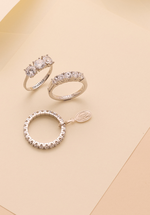 anello in argento bianco trilogy