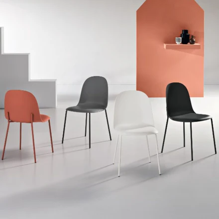 Set 4 Sedie Sala da Pranzo e Cucina, in Polipropilene 45x50x82h cm