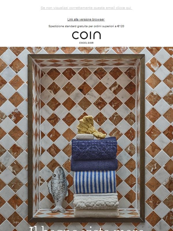 Bianco & blues: il bagno si veste d’estate 🌊