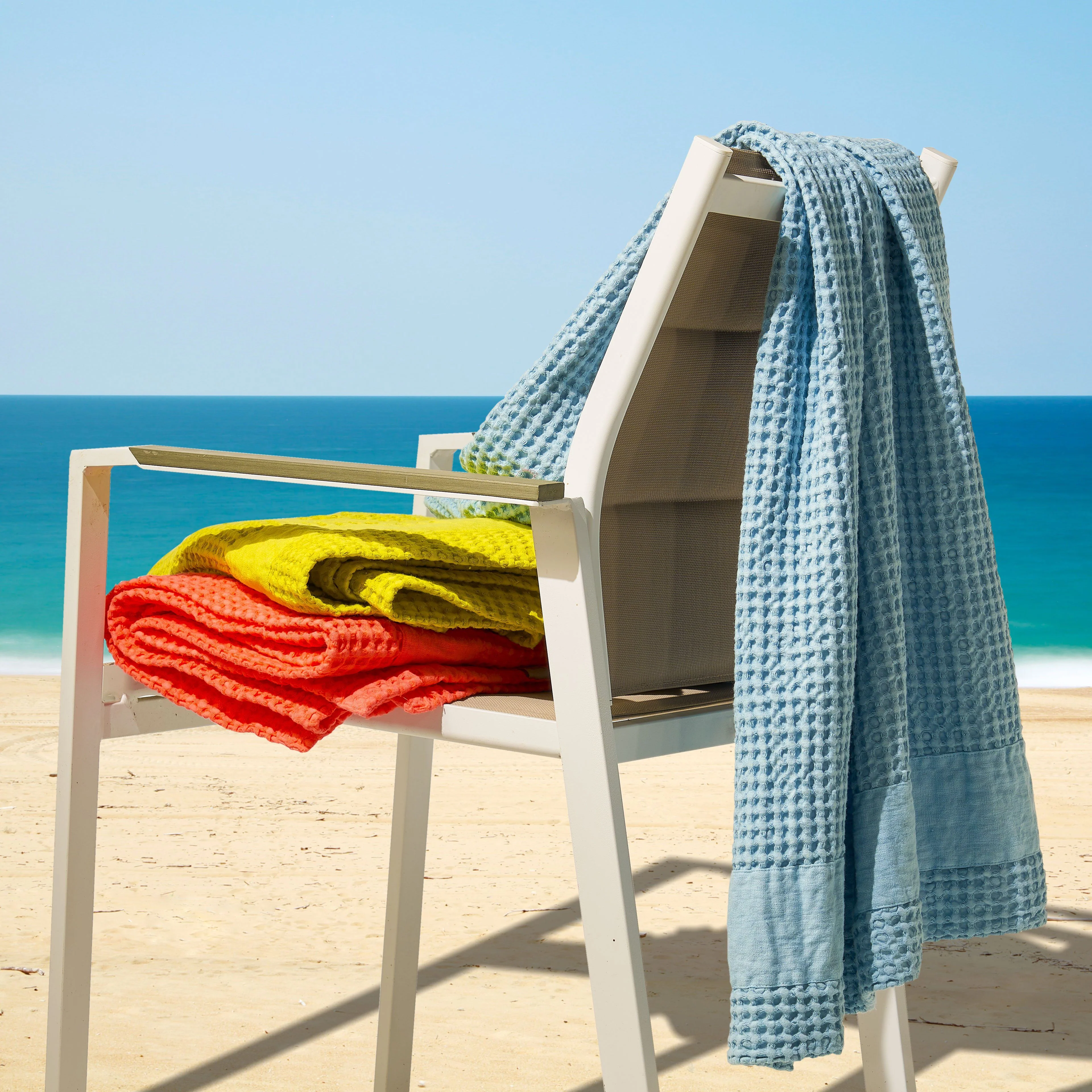 Image of Telo mare XL in Puro Cotone Nido d'ape<BR> Stonewashed balza in Lino - <B>Palau