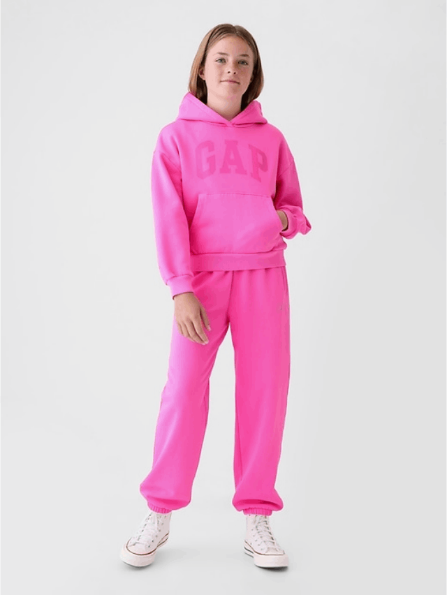 Display images to show real-time content