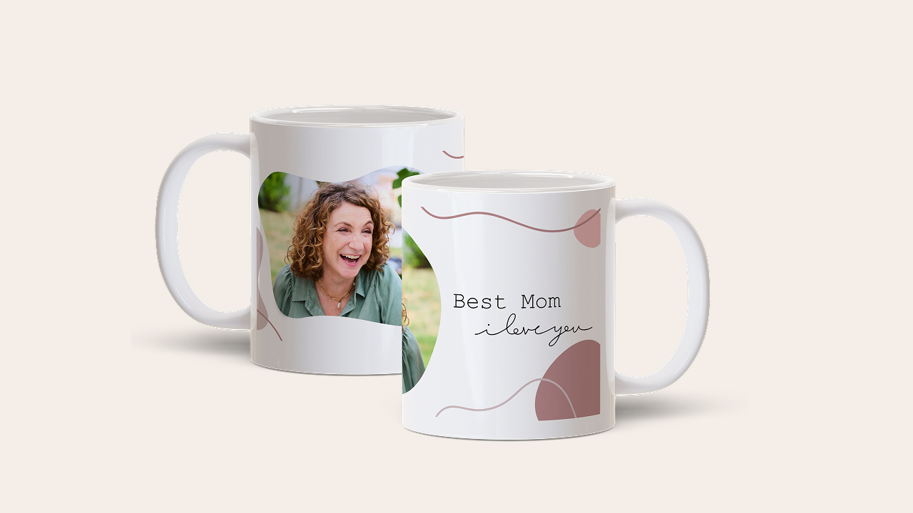 Tazze personalizzate con design e foto per la festa della mamma