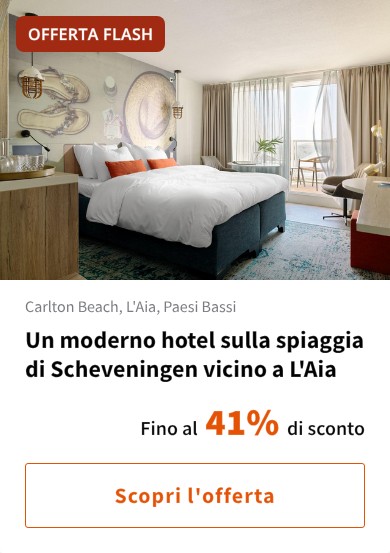 Un moderno hotel sulla spiaggia di Scheveningen vicino a L'Aia