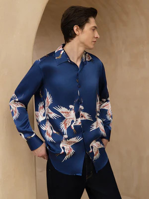 Image of 19Momme Pura Seta Uomo Manica Lunga Colletto Revers Stampa Gru Camicia