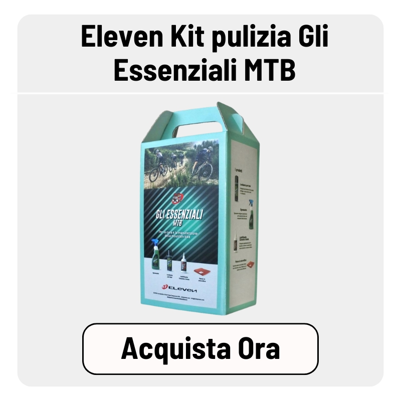 Eleven 'Gli Essenziali' MTB cleaning kit box for mountain bikes, product packaging with Italian labels and an 'Acquista Ora' buy now button