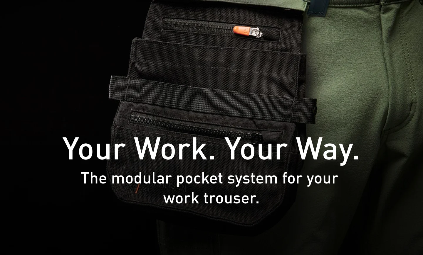 Man wearing HH Connect™ pants 