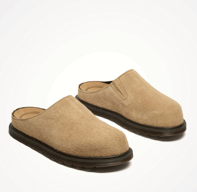 SHOP SANDALS