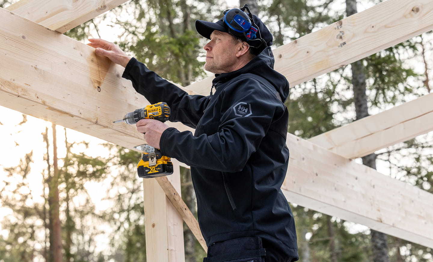 Man using Helly Hansen workwear for the jobs at home