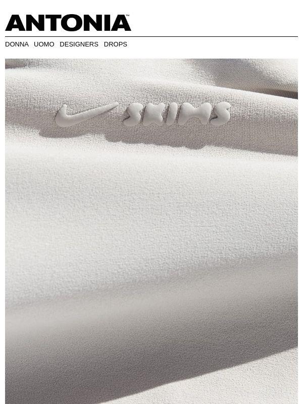 NikeSKIMS Studio Stretch