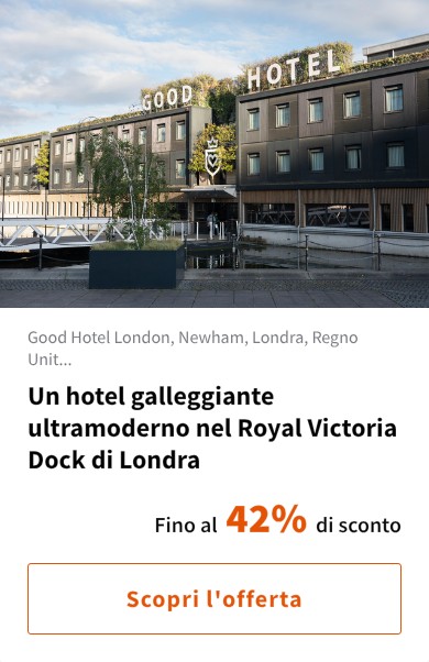 Un hotel galleggiante ultramoderno nel Royal Victoria Dock di Londra