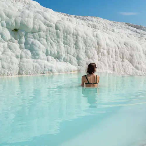 Activity image: Da Marmaris: Escursione di un giorno al Castello di Cotone di Pamukkale e a Hierapolis