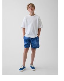Display images to show real-time content