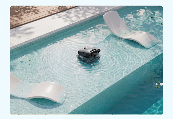 Piscine con piattaforma da sole