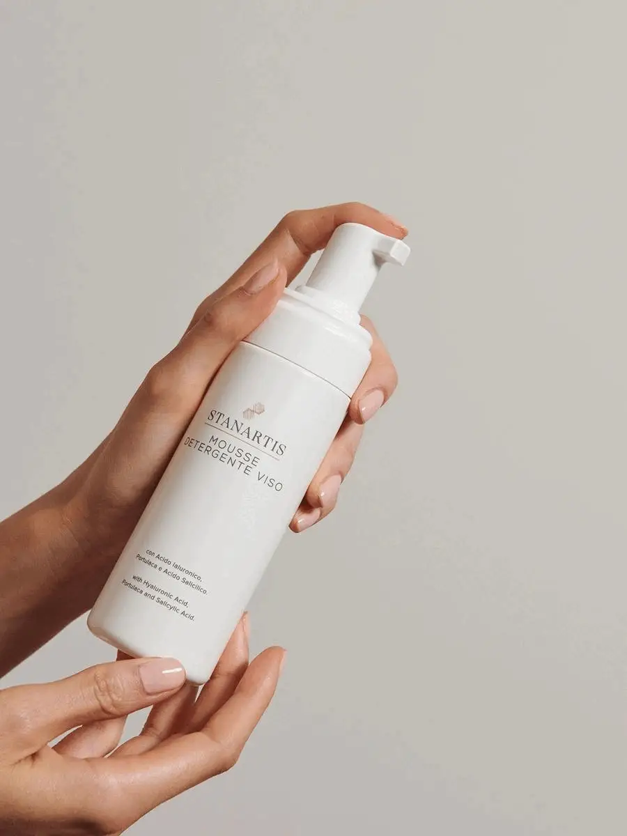 Image of Mousse Detergente Viso