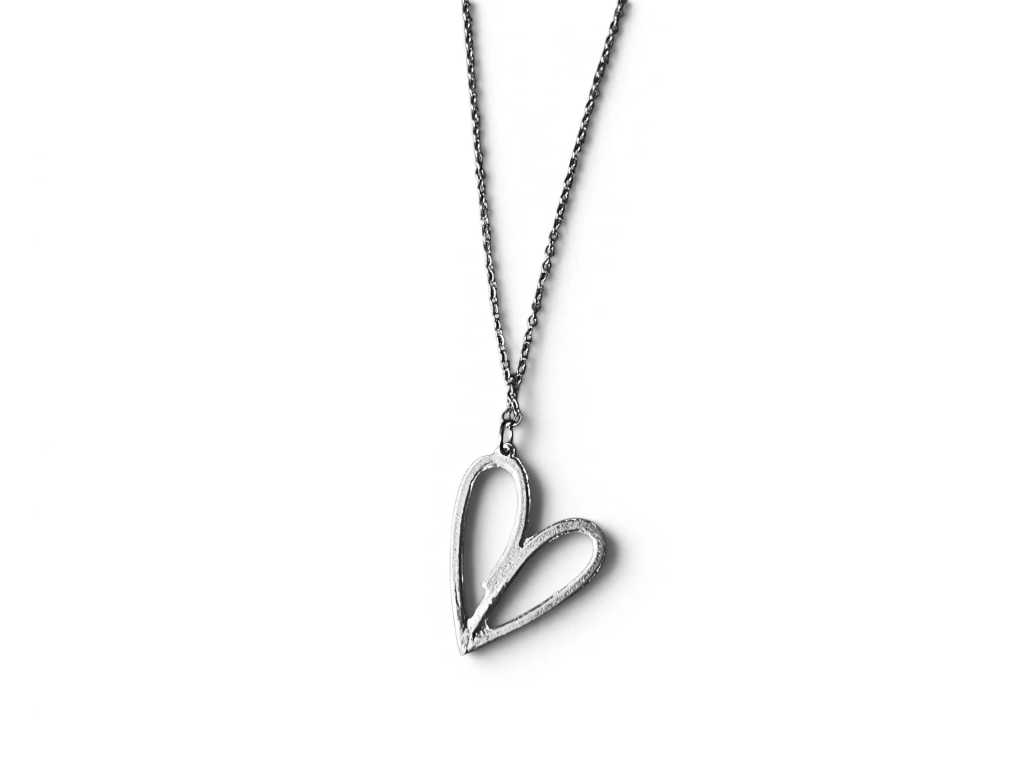 Collana Cuore Sospeso — No War Factory