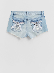 Shorts in jeans