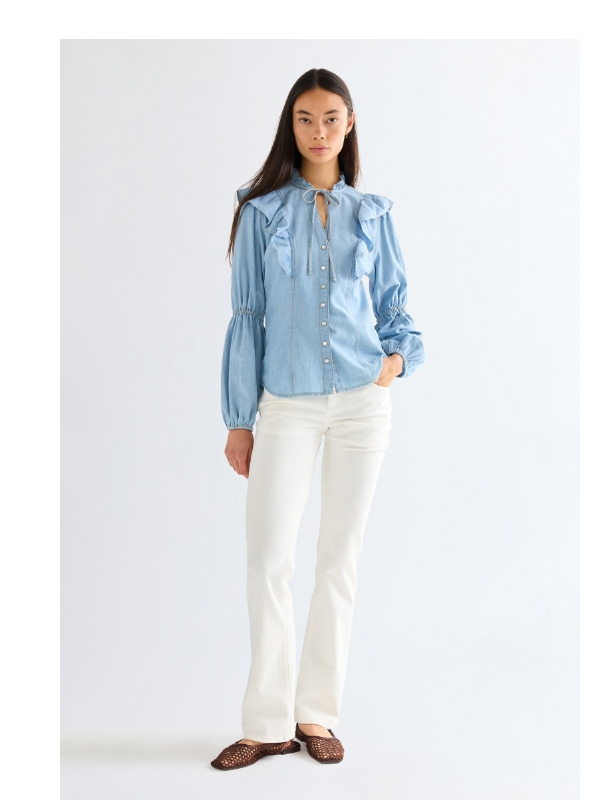 Slim Romance Lightweight Blouse
