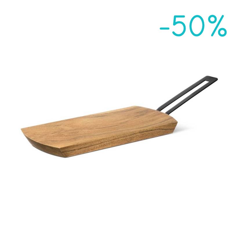 tagliere in legno con manico acciaio