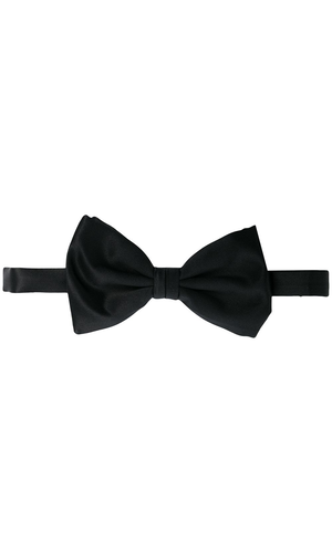 Silk bow tie
