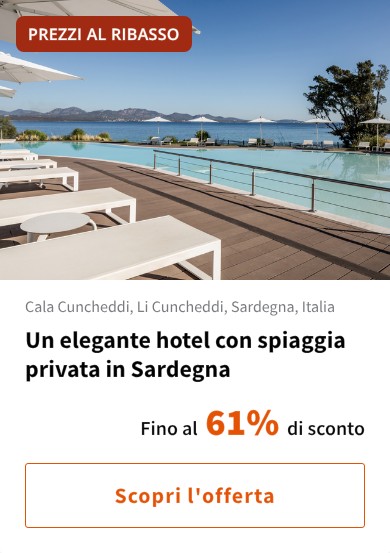 Un elegante hotel con spiaggia privata in Sardegna