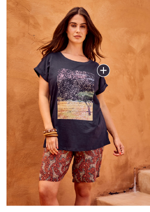 Savannah Graphic Tee - A savannah landscape with a lightly distressed effect.